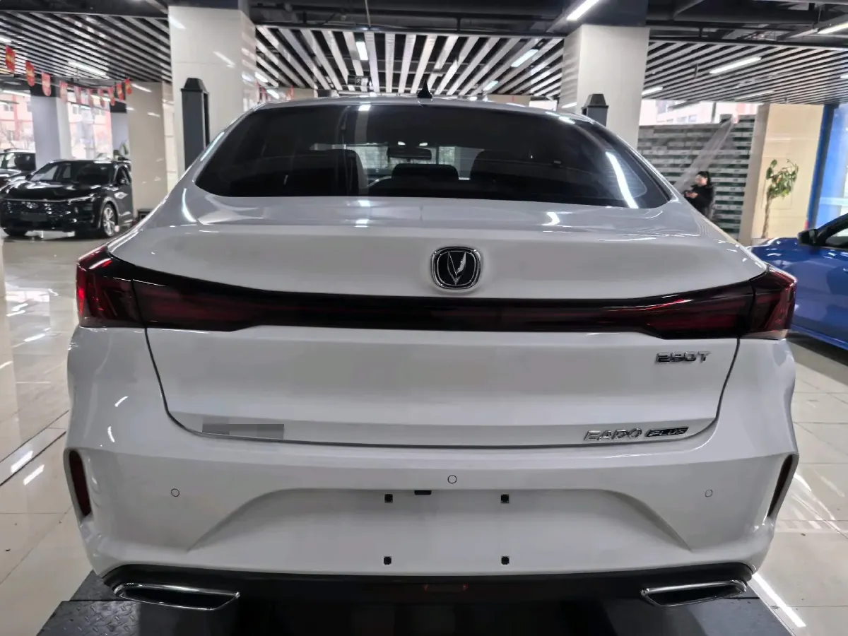 2025 ChangAn Eado 1.4T 160HP L4 7DCT,autocango,china used car exporter,china ev exporter,chinese used car exporter,chinese used ev exporter