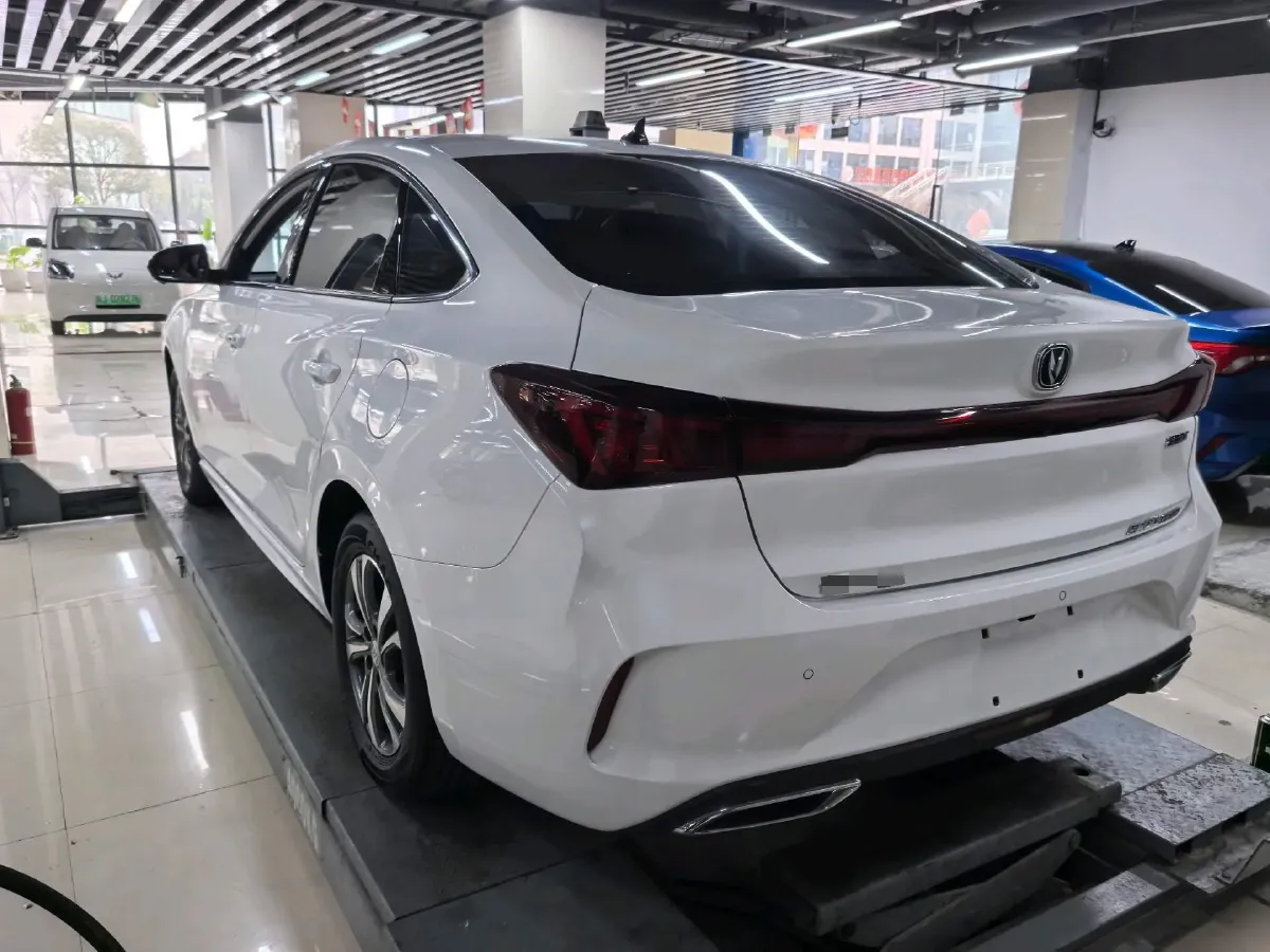 2025 ChangAn Eado 1.4T 160HP L4 7DCT,autocango,china used car exporter,china ev exporter,chinese used car exporter,chinese used ev exporter