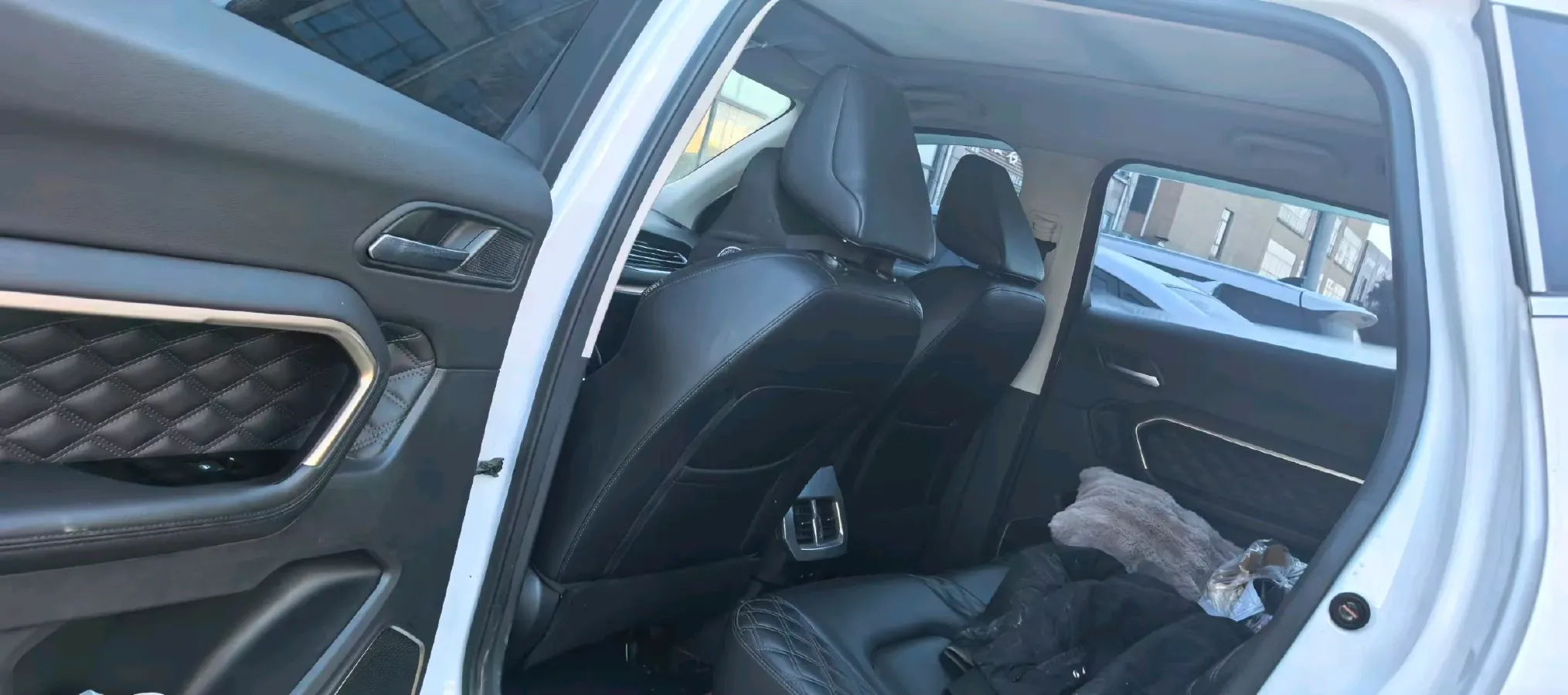 2020 Haval H6 2.0T 224HP L4 7DCT,autocango,china used car exporter,china ev exporter,chinese used car exporter,chinese used ev exporter