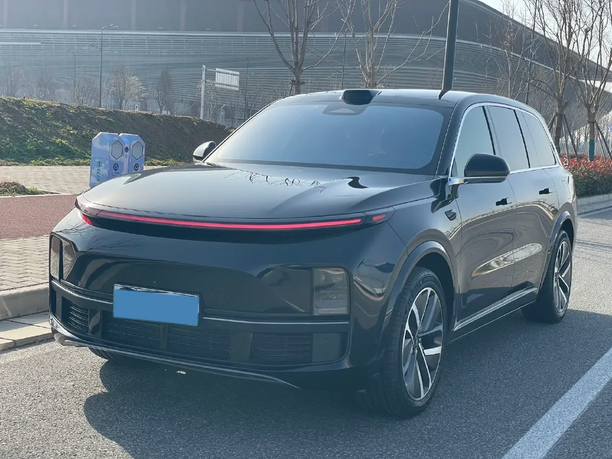 2022 Li L9 Range Extended 154HP REEV 42.6KWH,autocango,china used car exporter,china ev exporter,chinese used car exporter,chinese used ev exporter