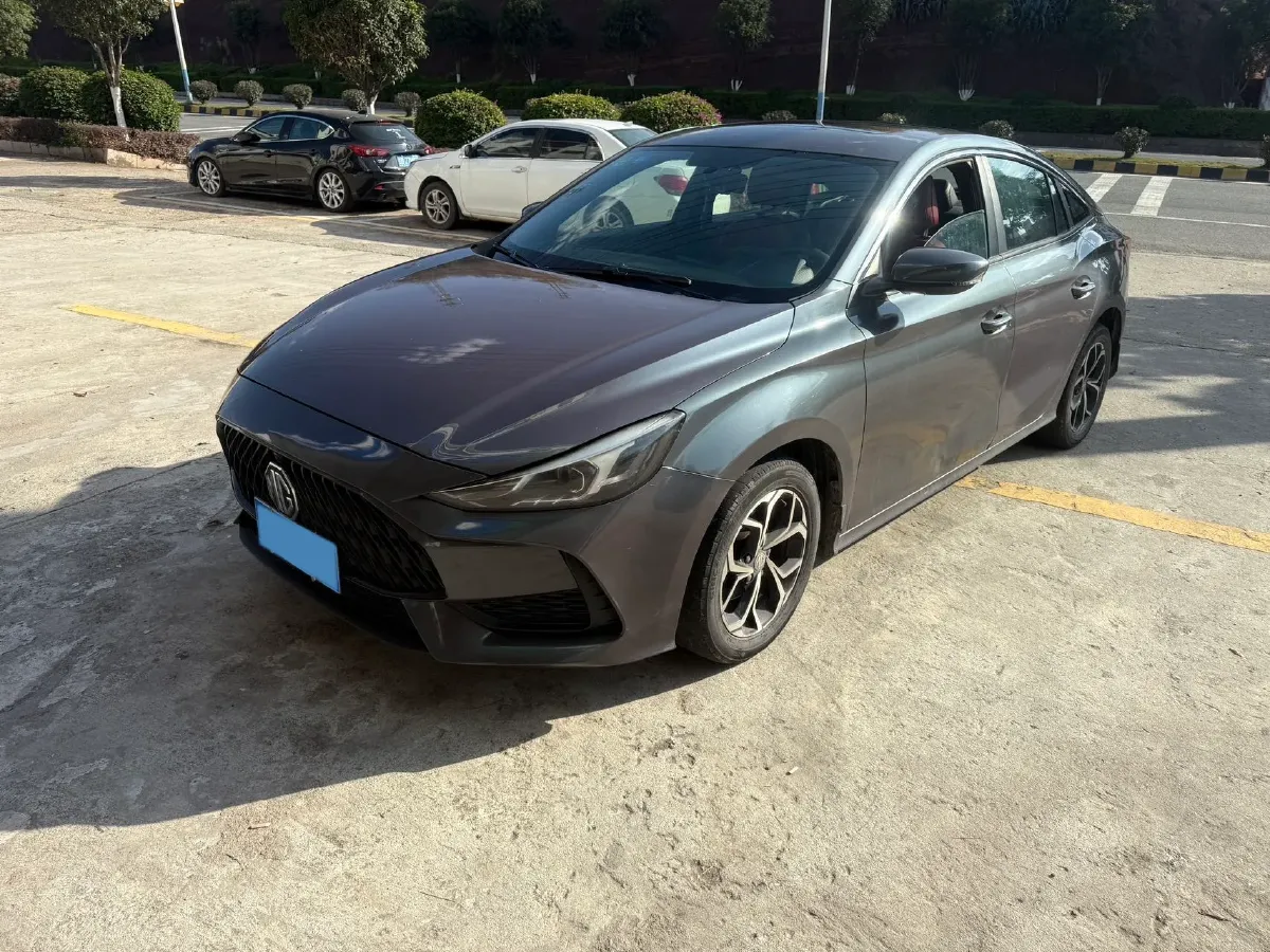 2021 MG 5 1.5L 120HP L4 5MT,autocango,china used car exporter,china ev exporter,chinese used car exporter,chinese used ev exporter