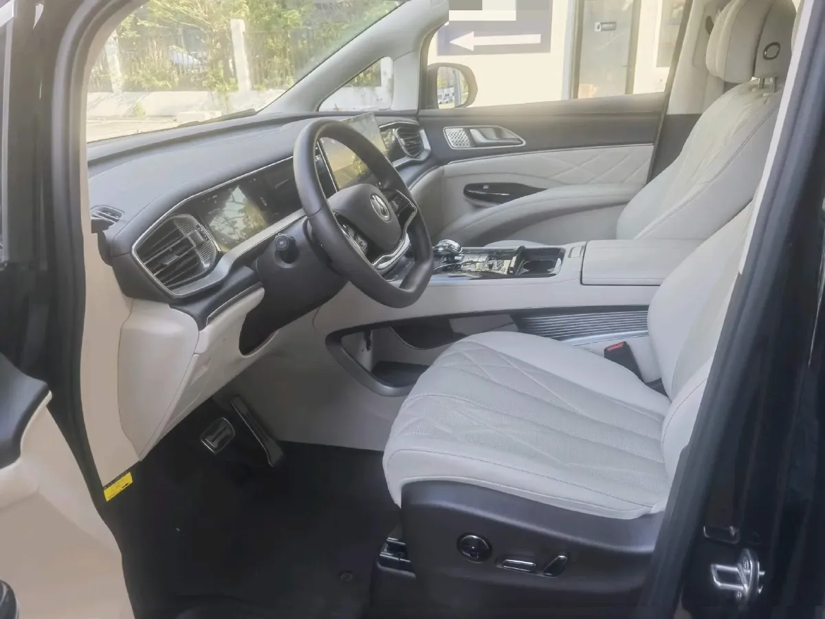 2025 Denza D9 1.5T 156HP L4 E-CVT PHEV 40KWH,autocango,china used car exporter,china ev exporter,chinese used car exporter,chinese used ev exporter