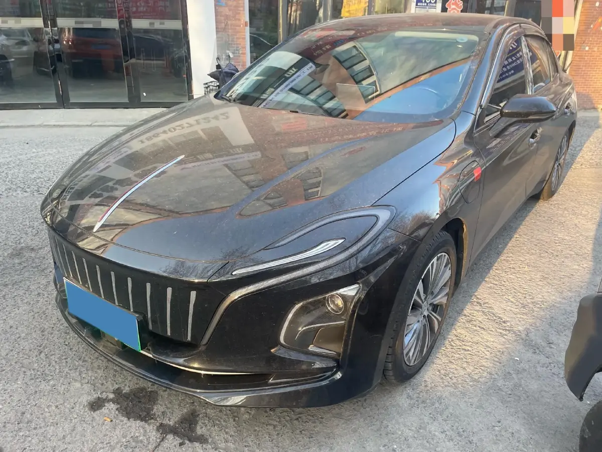 2024 HongQi E-QM5 BEV 72KWH