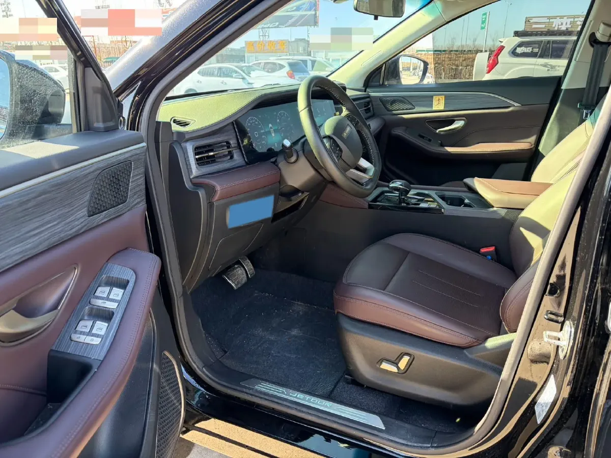 2023 Jetour X90 Plus 1.6T 197HP L4 7DCT,autocango,china used car exporter,china ev exporter,chinese used car exporter,chinese used ev exporter