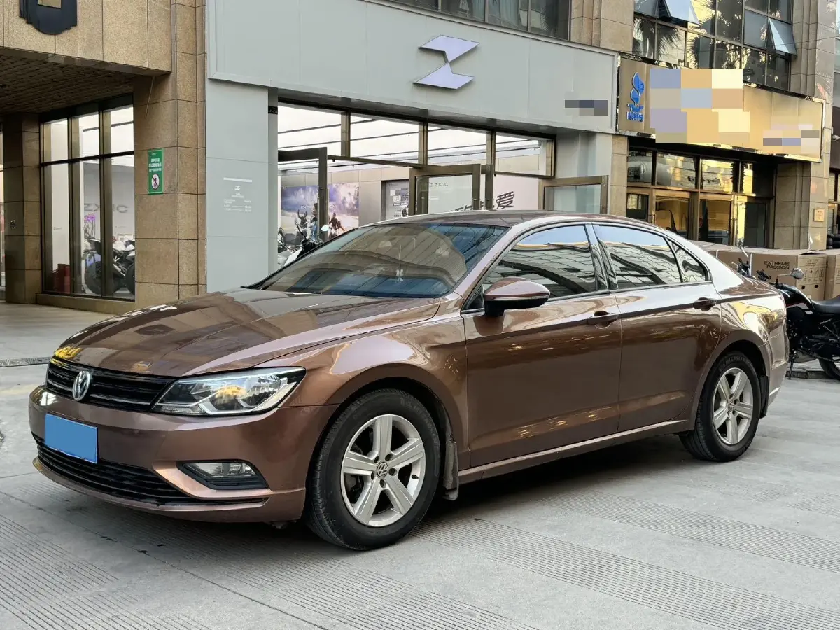 2017 Volkswagen Lamando 1.4T 131HP L4 7DCT