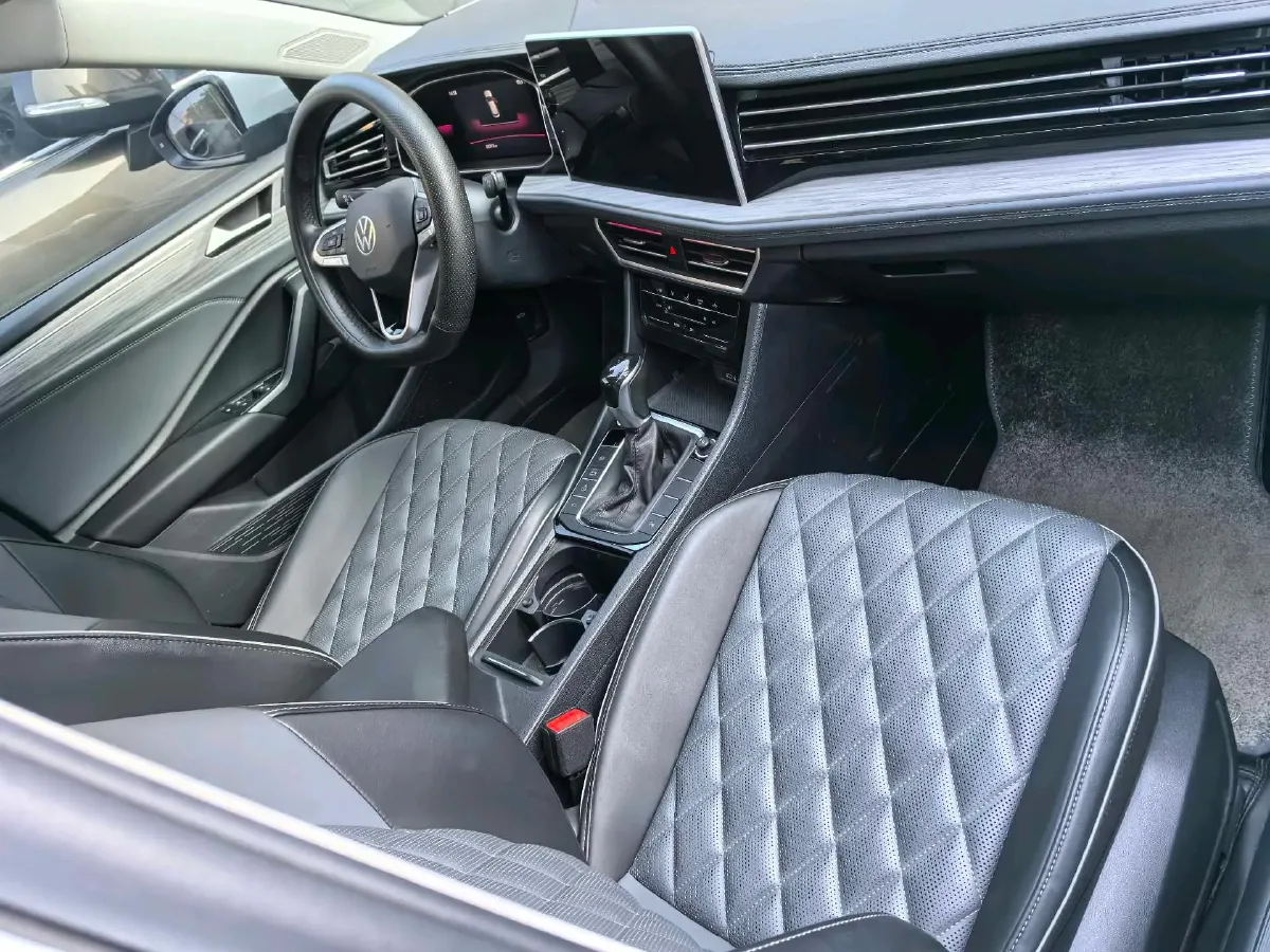 2023 Volkswagen Sagitar 1.2T 116HP L4 7DCT,autocango,china used car exporter,china ev exporter,chinese used car exporter,chinese used ev exporter