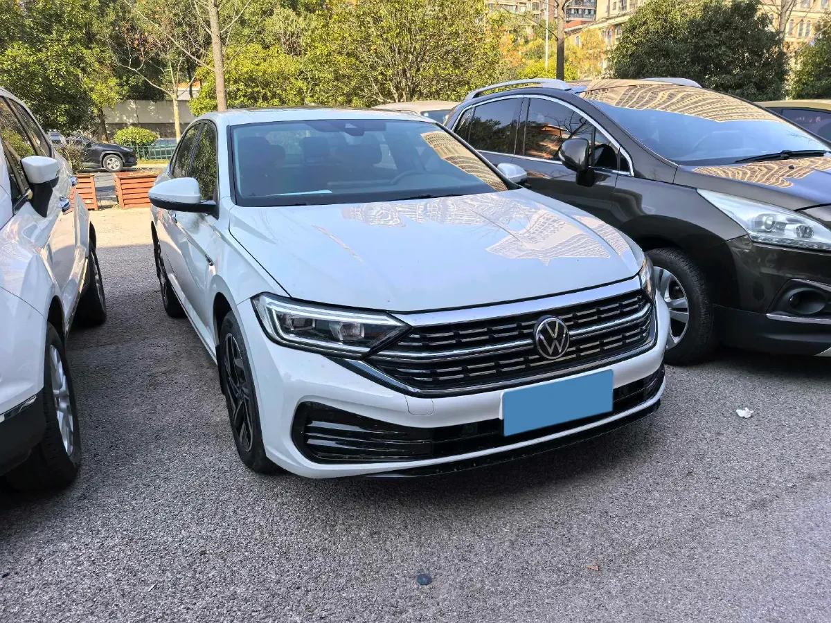2023 Volkswagen Sagitar 1.2T 116HP L4 7DCT,autocango,china used car exporter,china ev exporter,chinese used car exporter,chinese used ev exporter