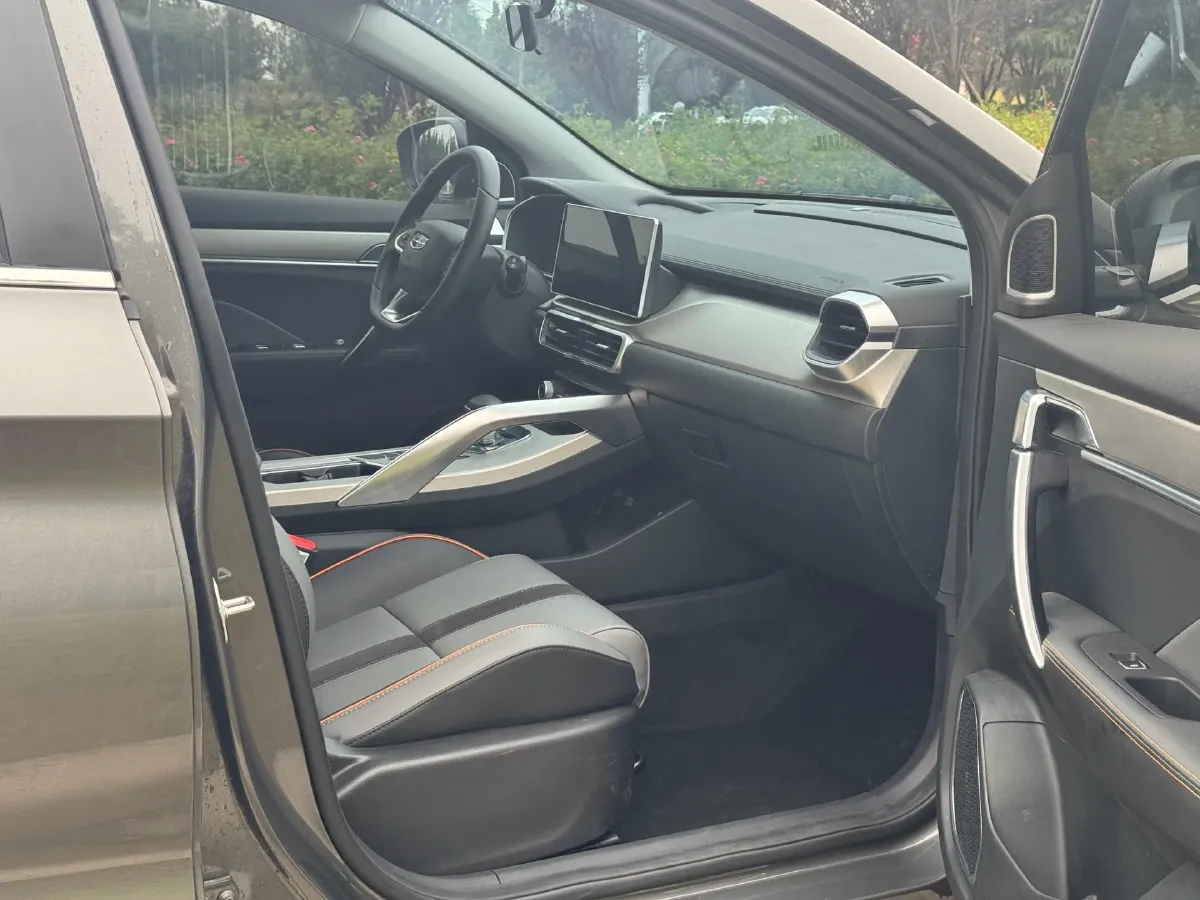 2023 Geely Coolray 1.5T 181HP L4 7DCT,autocango,china used car exporter,china ev exporter,chinese used car exporter,chinese used ev exporter