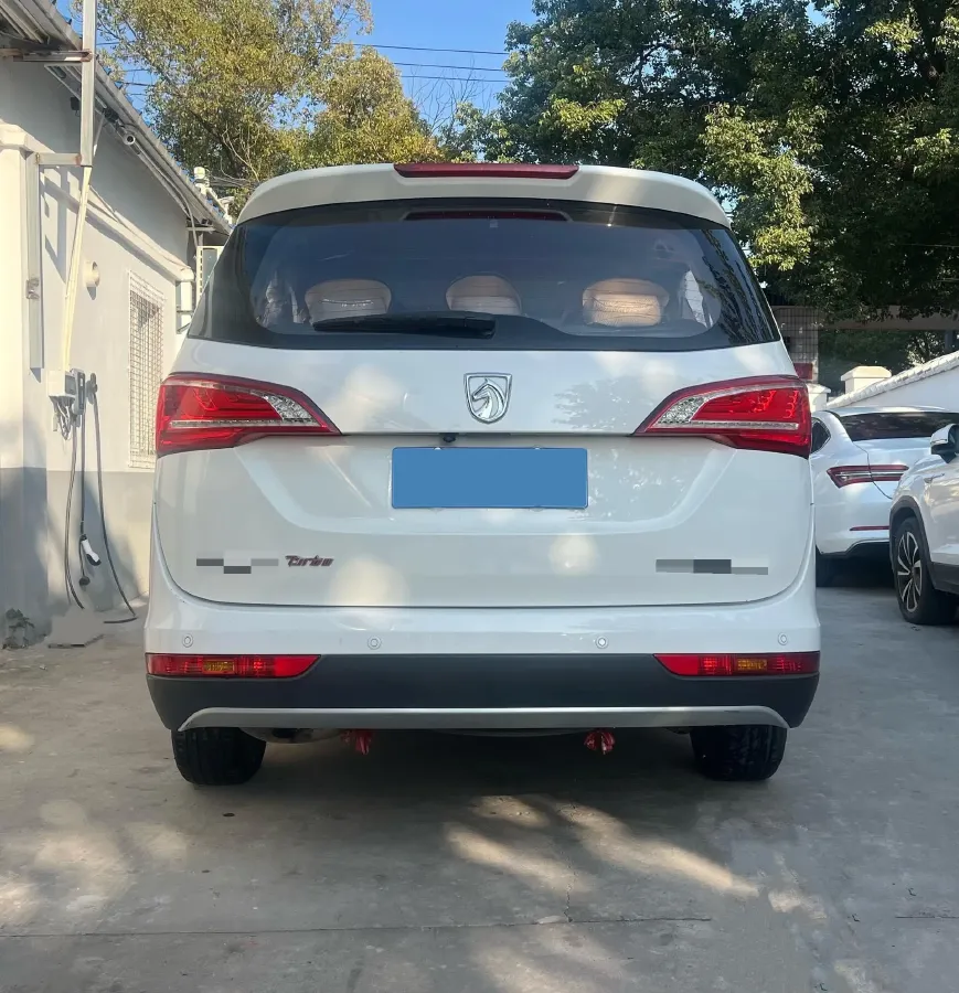 2017 Great Wall Wingle 5 2.0T 143HP L4 6MT,autocango,china used car exporter,china ev exporter,chinese used car exporter,chinese used ev exporter