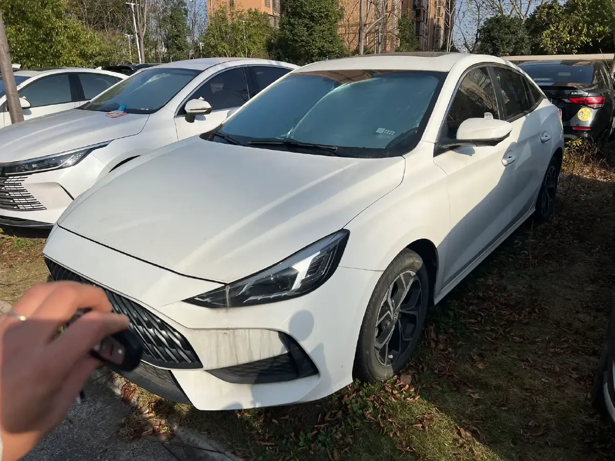 2021 MG 5 1.5L 120HP L4 CVT 2021 MG 5 1.5L 120HP L4 CVT