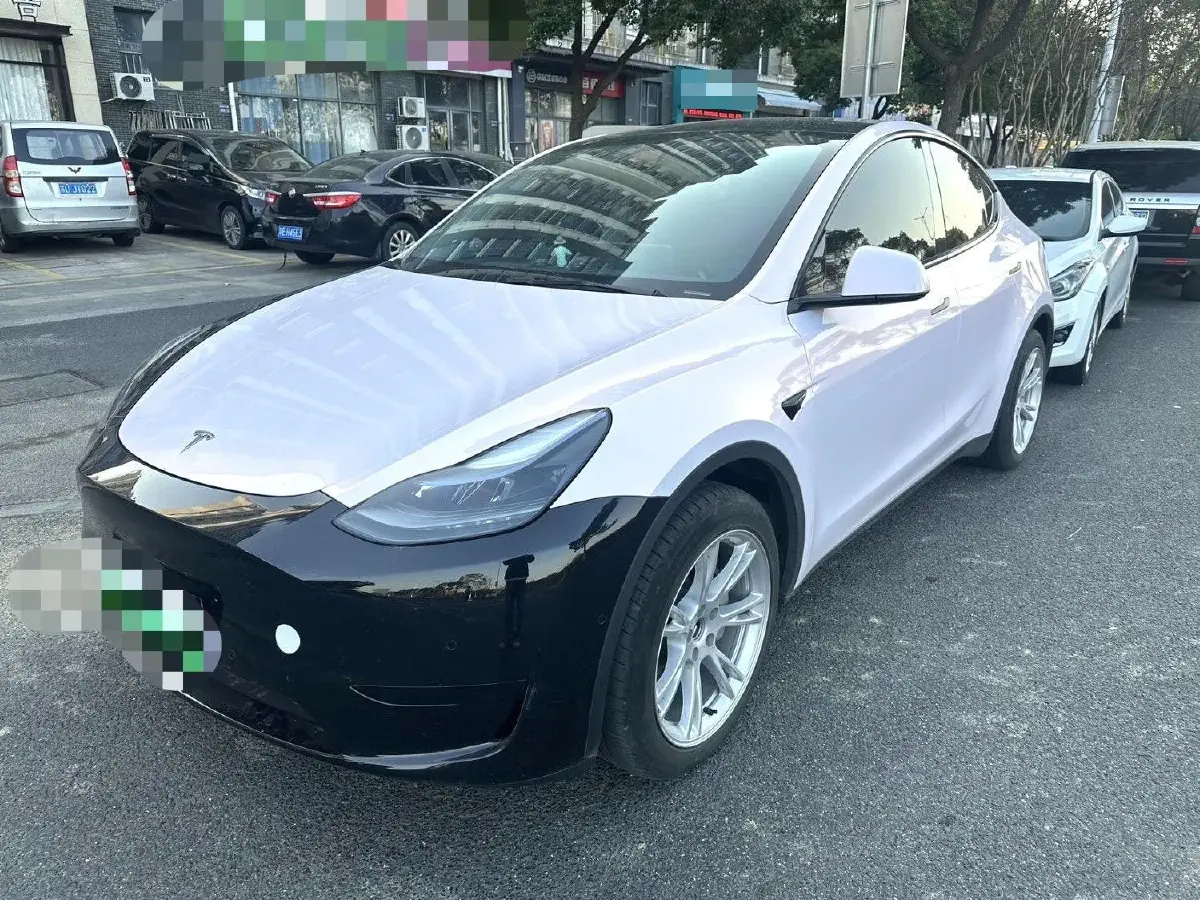 2022 Tesla Model Y BEV 60KWH