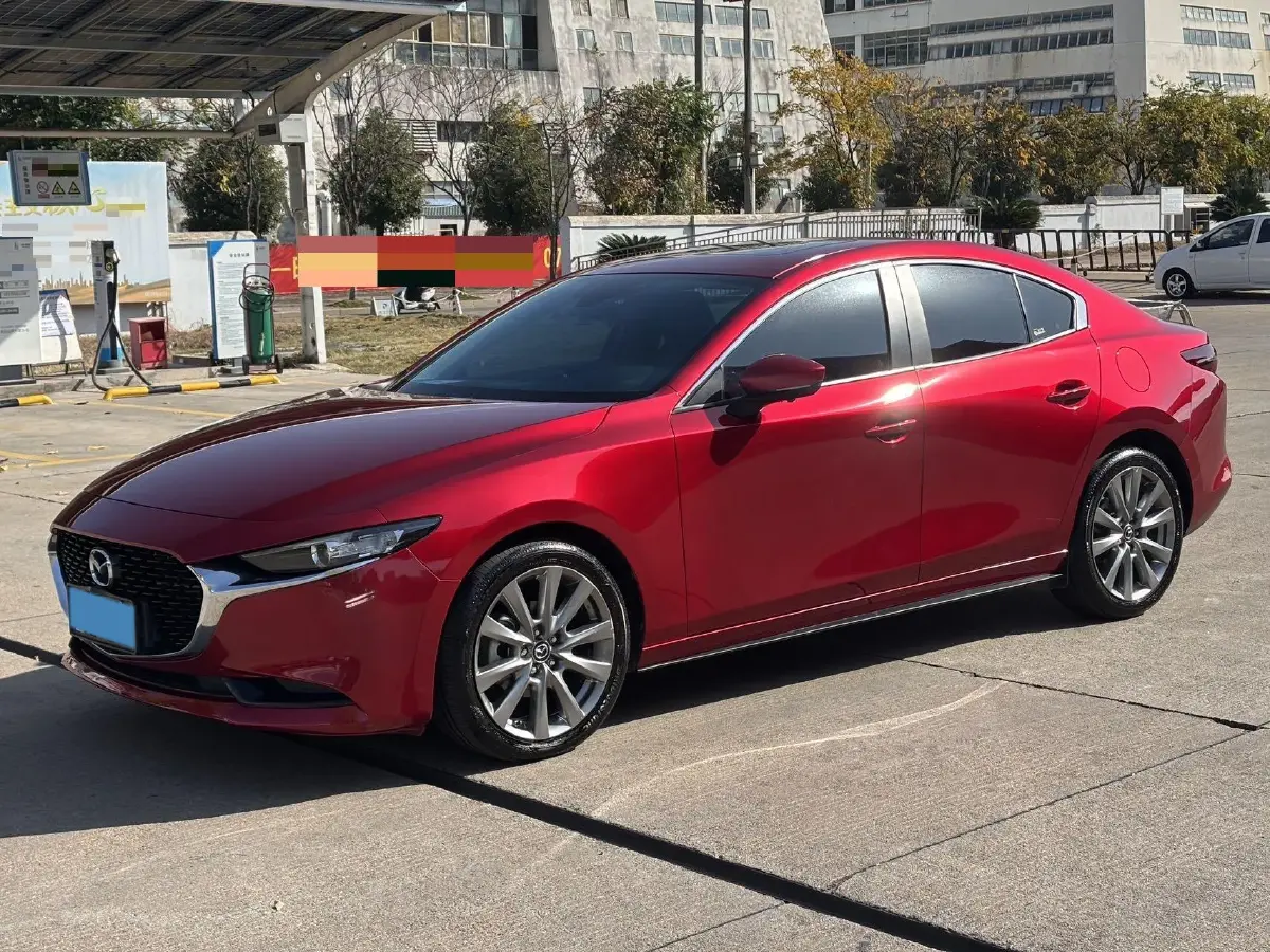 2022 Mazda 3 Axela 2.0L 158HP L4 6AT