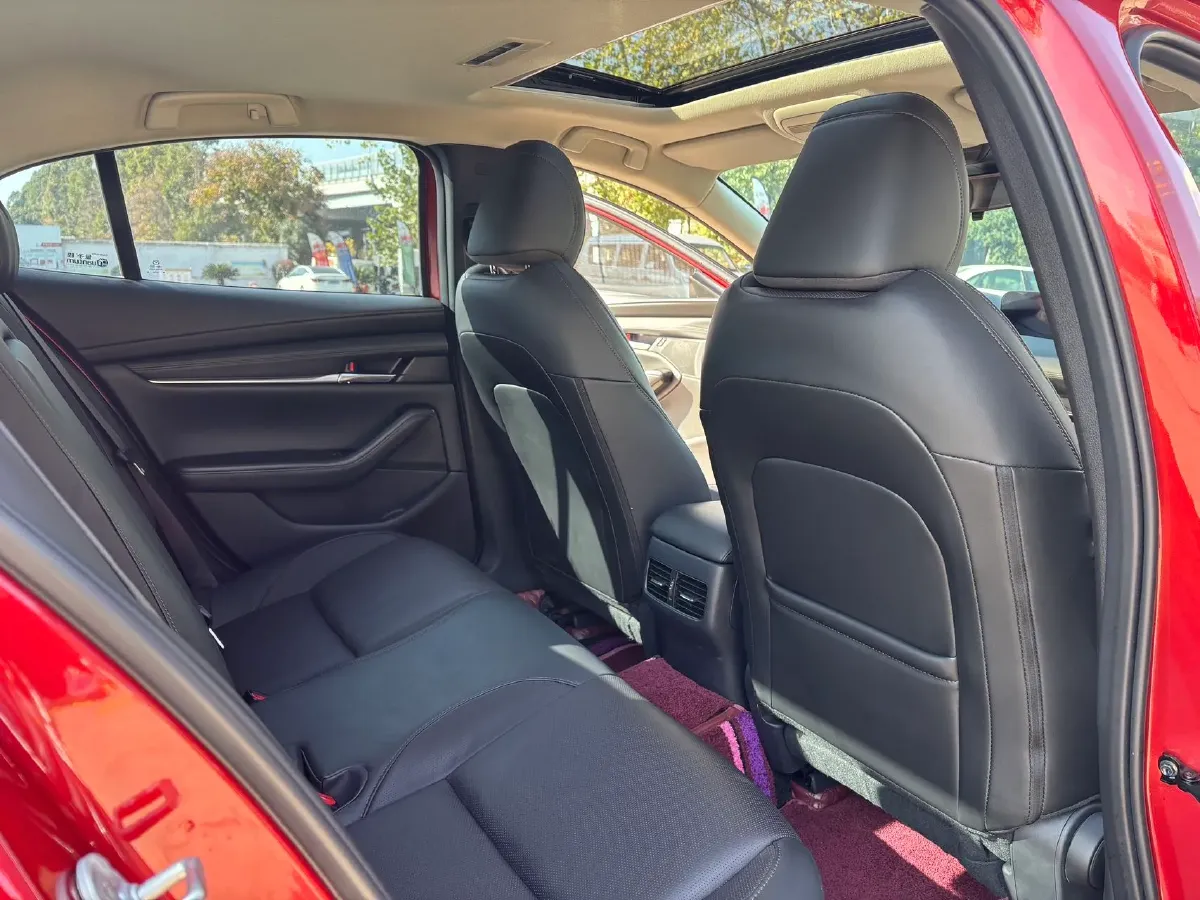 2022 Mazda 3 Axela 2.0L 158HP L4 6AT,autocango,china used car exporter,china ev exporter,chinese used car exporter,chinese used ev exporter