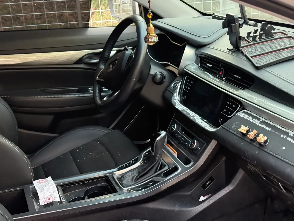 2019 Geely Emgrand 1.5L 109HP L4 CVT,autocango,china used car exporter,china ev exporter,chinese used car exporter,chinese used ev exporter