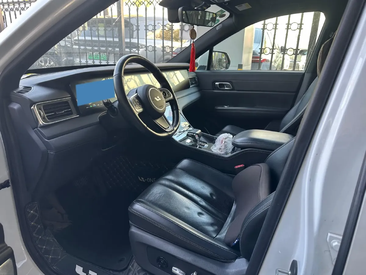 2020 Li ONE Range Extended 131HP REEV 40.5KWH,autocango,china used car exporter,china ev exporter,chinese used car exporter,chinese used ev exporter