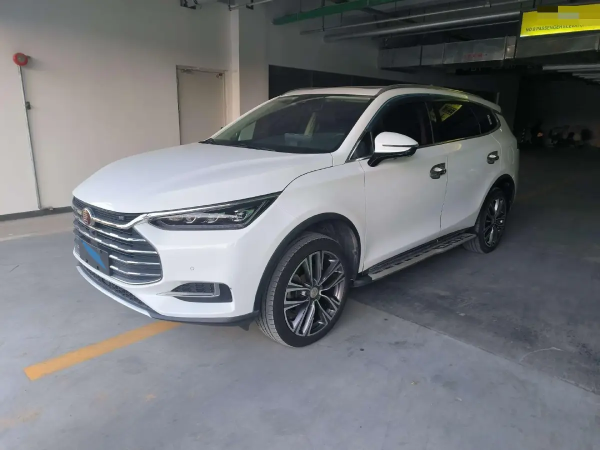 2018 BYD Tang 2.0T 205HP L4 6AT