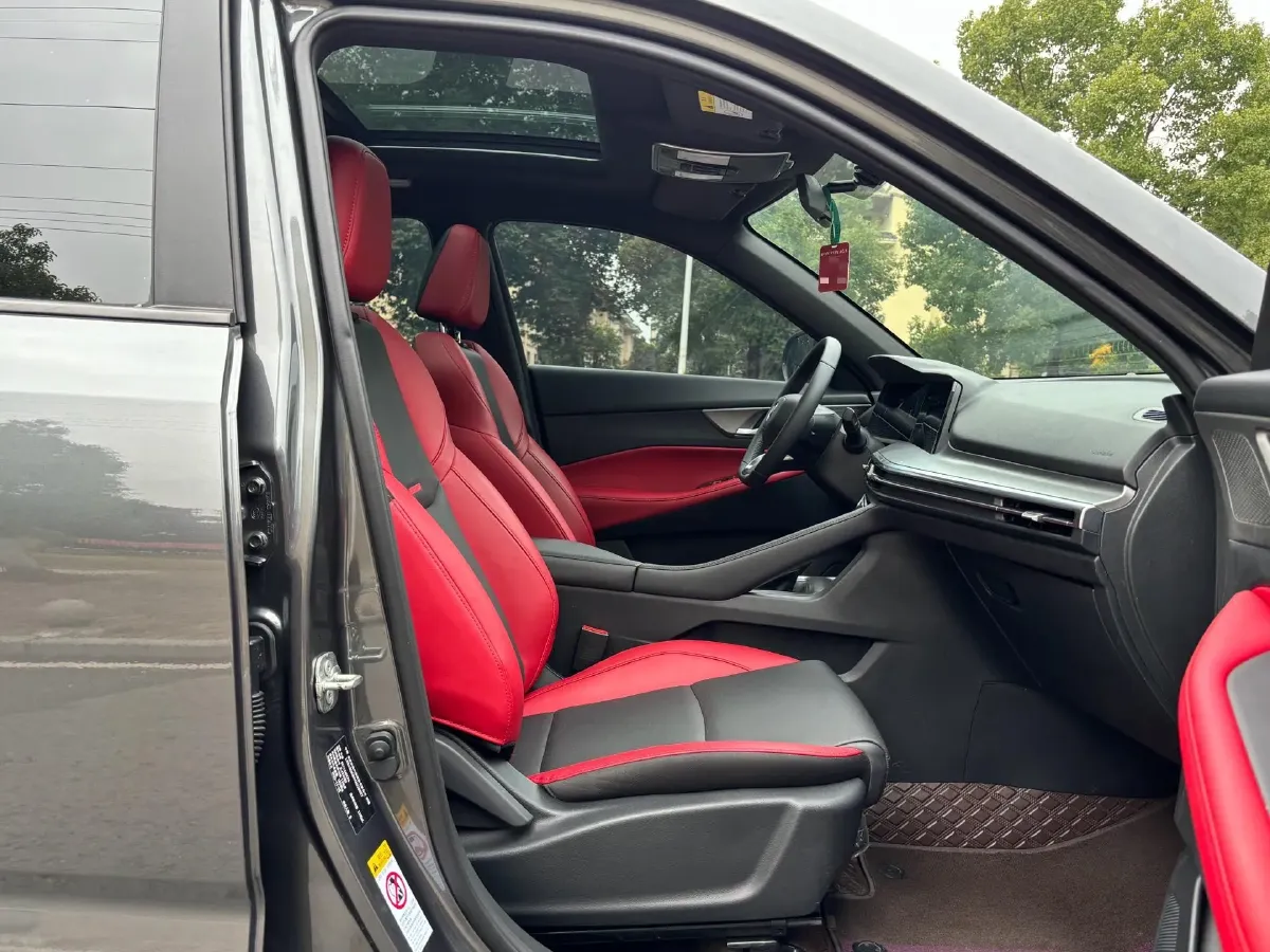 2021 ChangAn CS35 Plus 1.4T 160HP L4 7DCT,autocango,china used car exporter,china ev exporter,chinese used car exporter,chinese used ev exporter