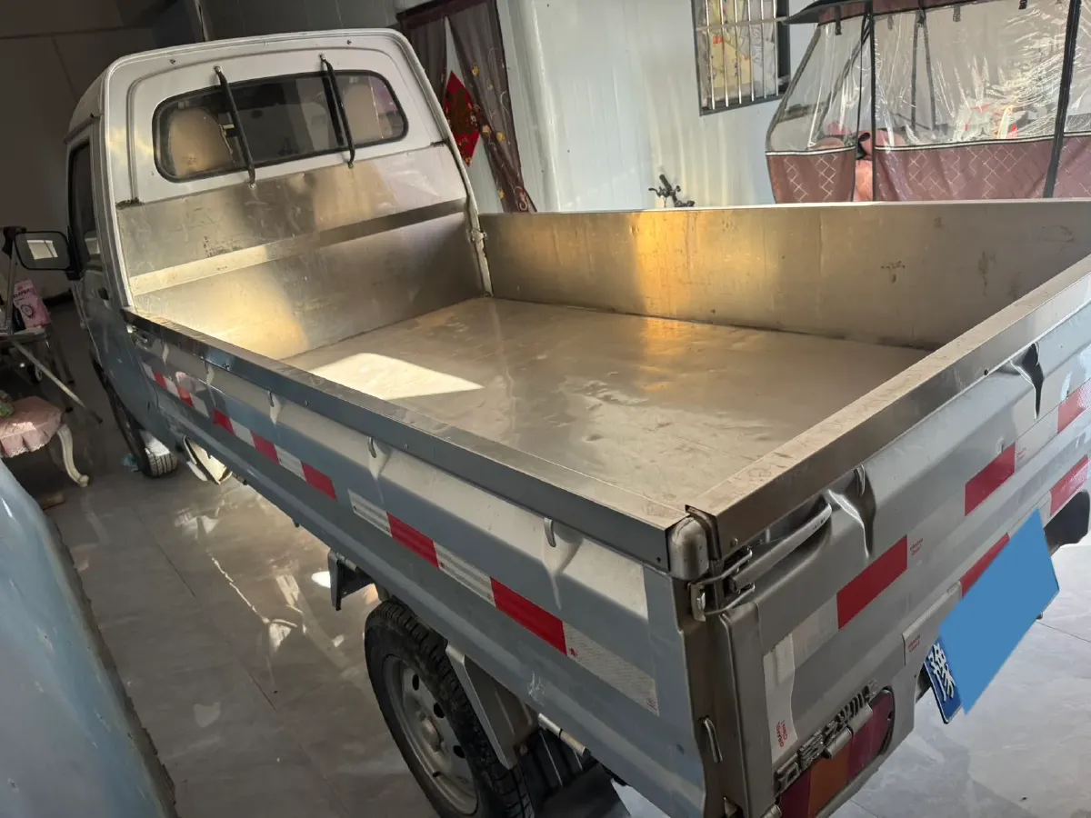 2019 WuLing RongGuang Mini Truck 1.2L 82HP L4 5MT,autocango,china used car exporter,china ev exporter,chinese used car exporter,chinese used ev exporter