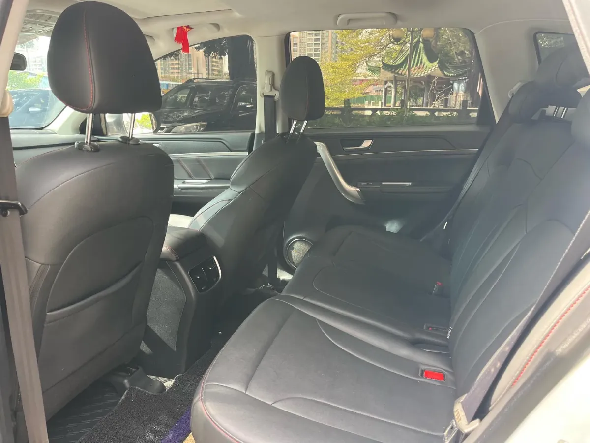 2019 Haval M6 1.5T 150HP L4 7DCT,autocango,china used car exporter,china ev exporter,chinese used car exporter,chinese used ev exporter