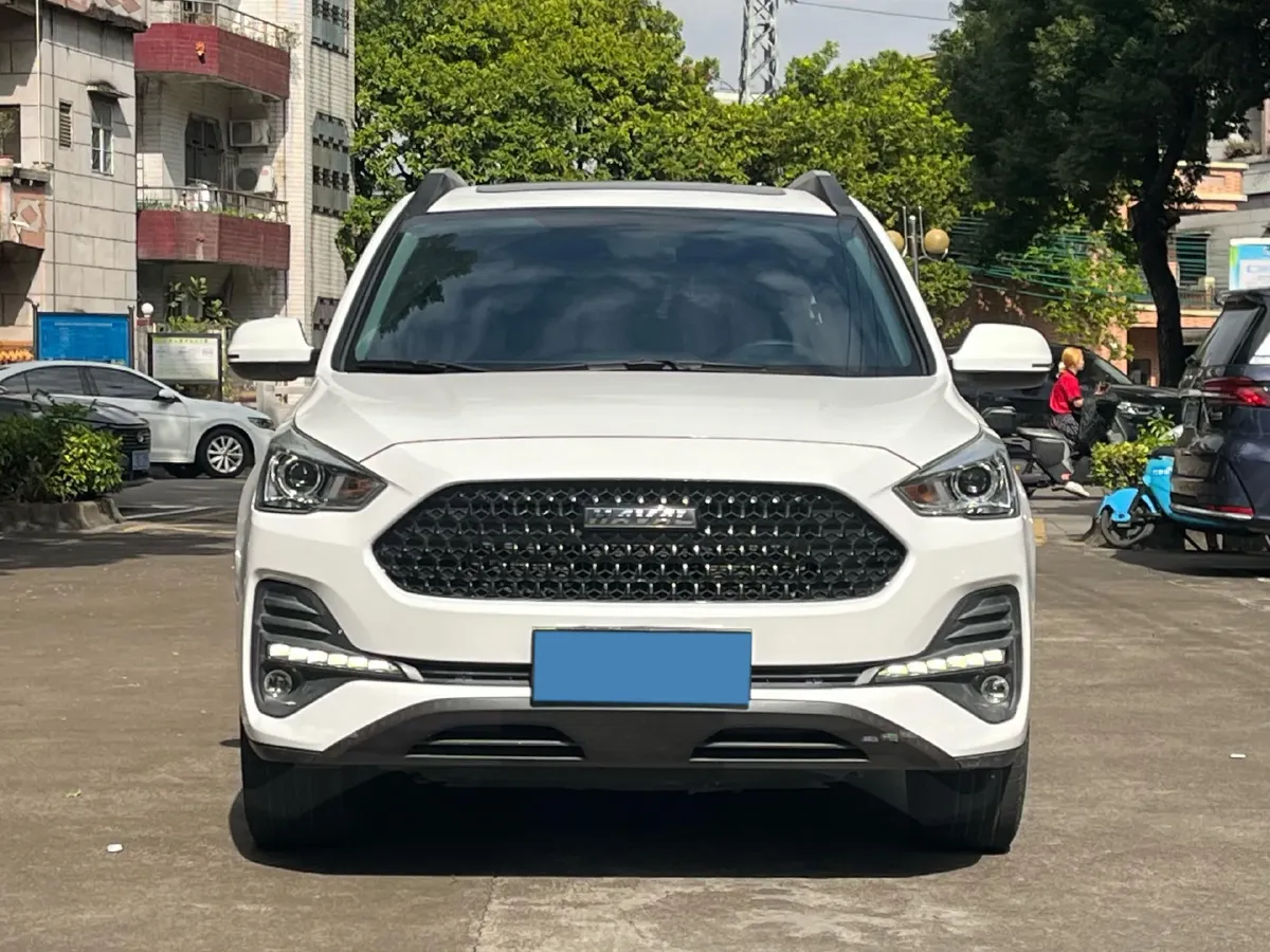 2019 Haval M6 1.5T 150HP L4 7DCT,autocango,china used car exporter,china ev exporter,chinese used car exporter,chinese used ev exporter