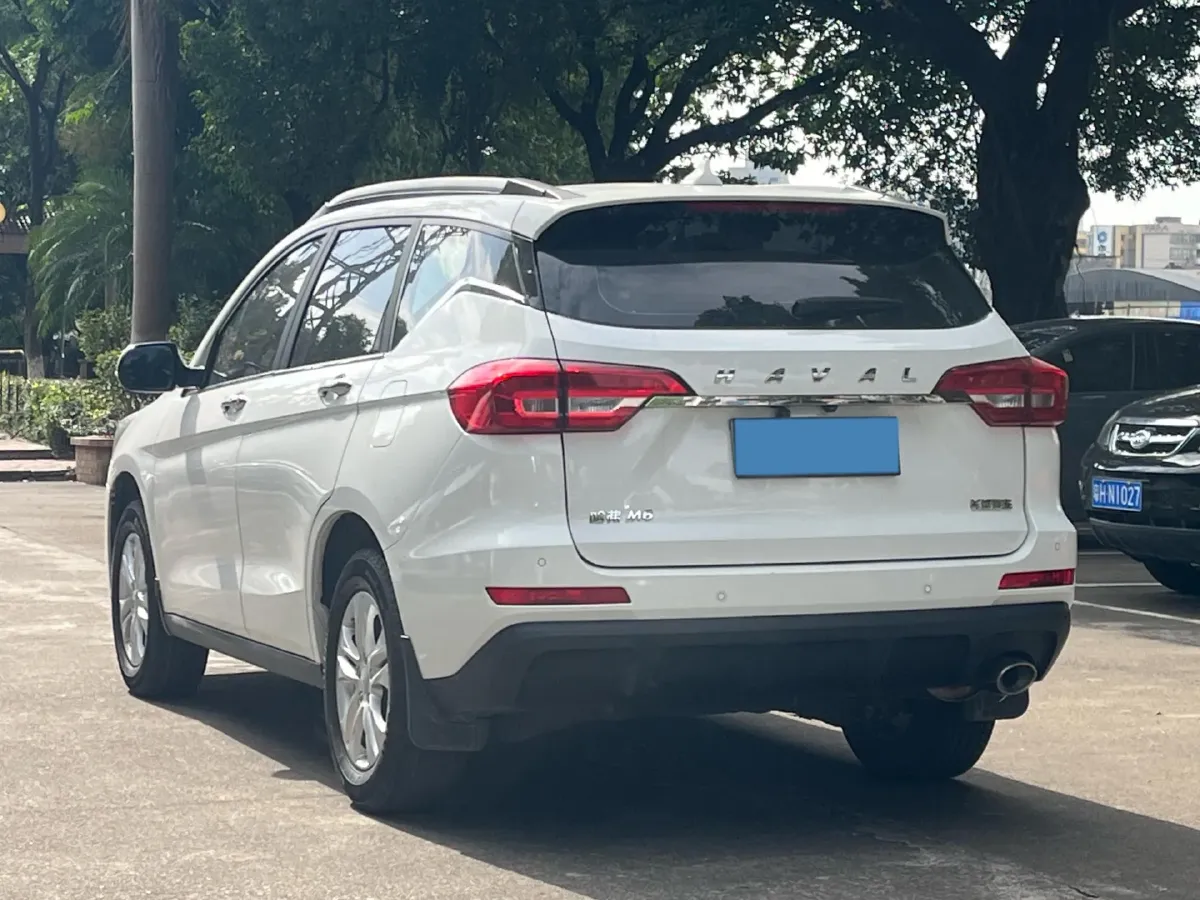 2019 Haval M6 1.5T 150HP L4 7DCT,autocango,china used car exporter,china ev exporter,chinese used car exporter,chinese used ev exporter