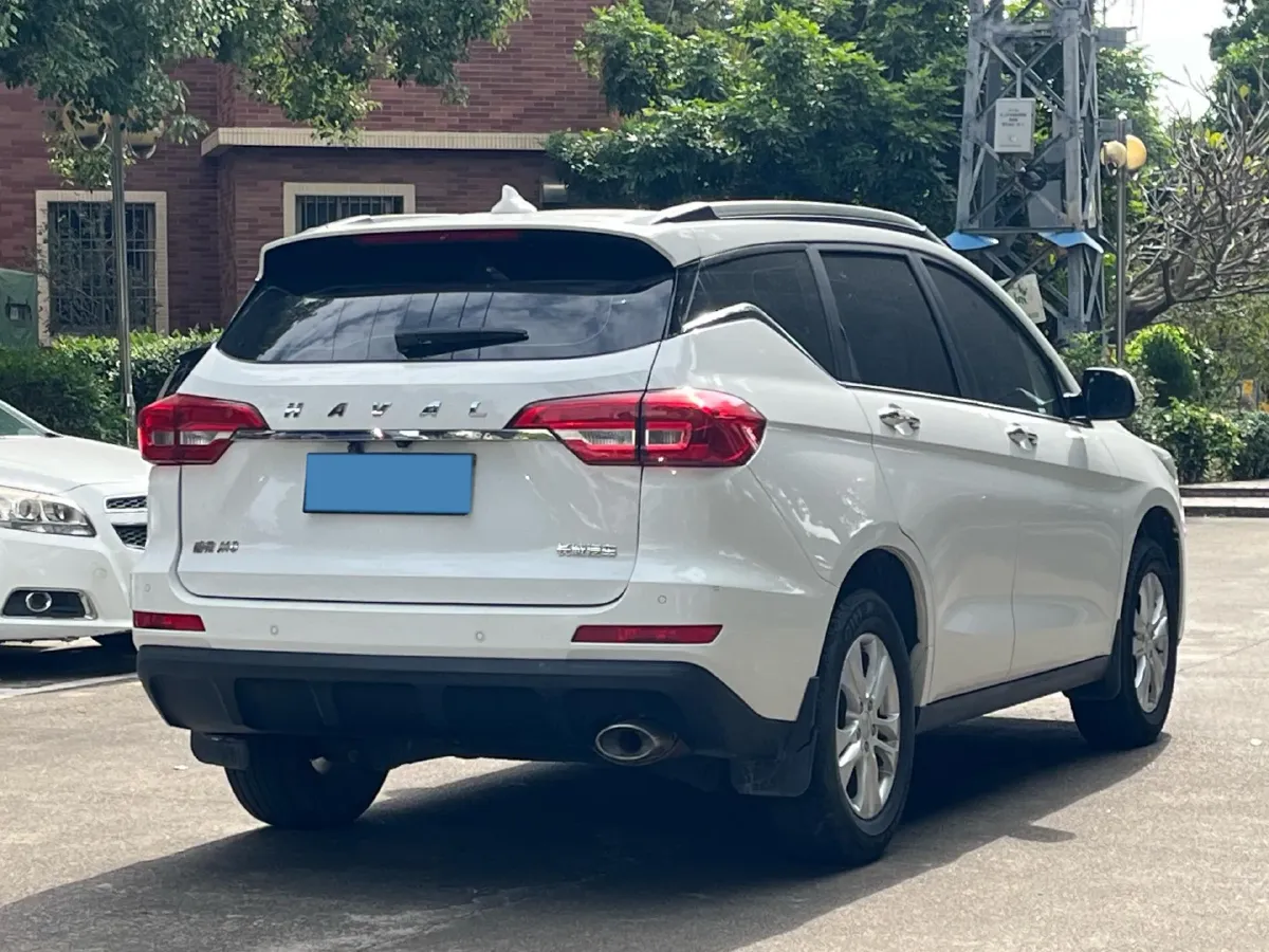 2019 Haval M6 1.5T 150HP L4 7DCT,autocango,china used car exporter,china ev exporter,chinese used car exporter,chinese used ev exporter