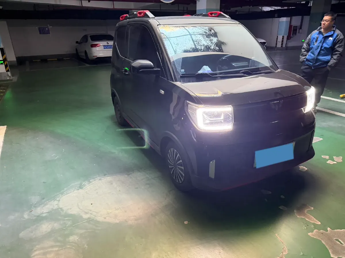 2022 WuLing HongGuang MINI EV BEV 17.3KWH,autocango,china used car exporter,china ev exporter,chinese used car exporter,chinese used ev exporter
