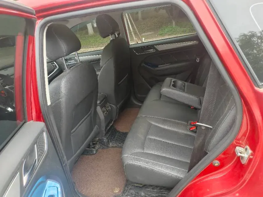 2018 Roewe RX5 1.5T 169HP L4 6MT,autocango,china used car exporter,china ev exporter,chinese used car exporter,chinese used ev exporter