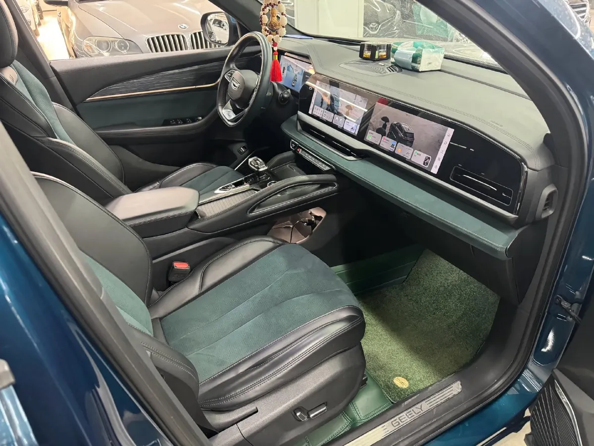 2021 Geely Monjaro 2.0T 218HP L4 7DCT,autocango,china used car exporter,china ev exporter,chinese used car exporter,chinese used ev exporter