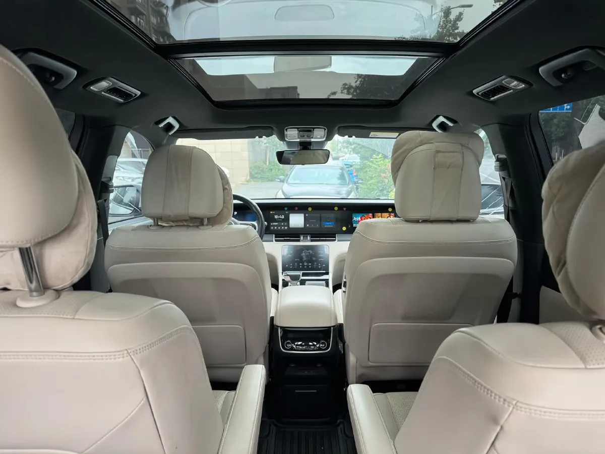 2020 Li ONE Range Extended 131HP REEV 40.5KWH,autocango,china used car exporter,china ev exporter,chinese used car exporter,chinese used ev exporter