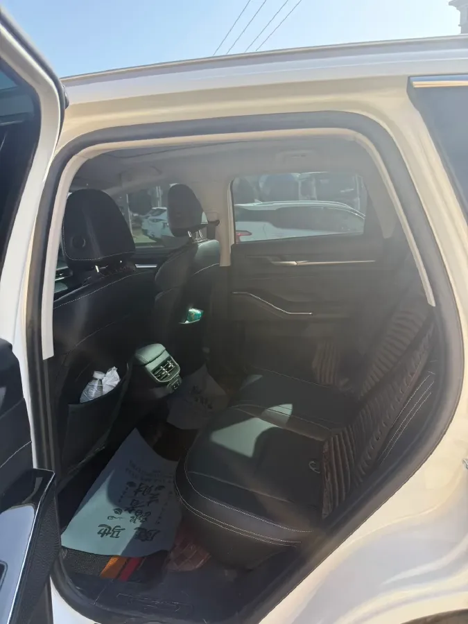 2024 Haval H6 1.5T 184HP L4 7DCT,autocango,china used car exporter,china ev exporter,chinese used car exporter,chinese used ev exporter