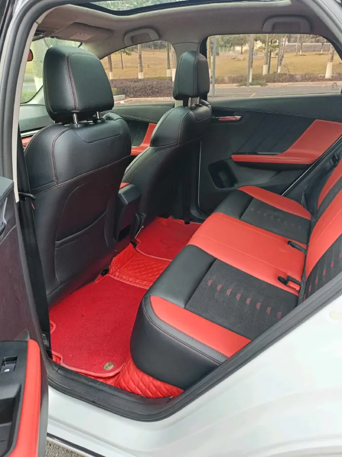 2021 MG Pilot 1.5T 173HP L4 7DCT,autocango,china used car exporter,china ev exporter,chinese used car exporter,chinese used ev exporter