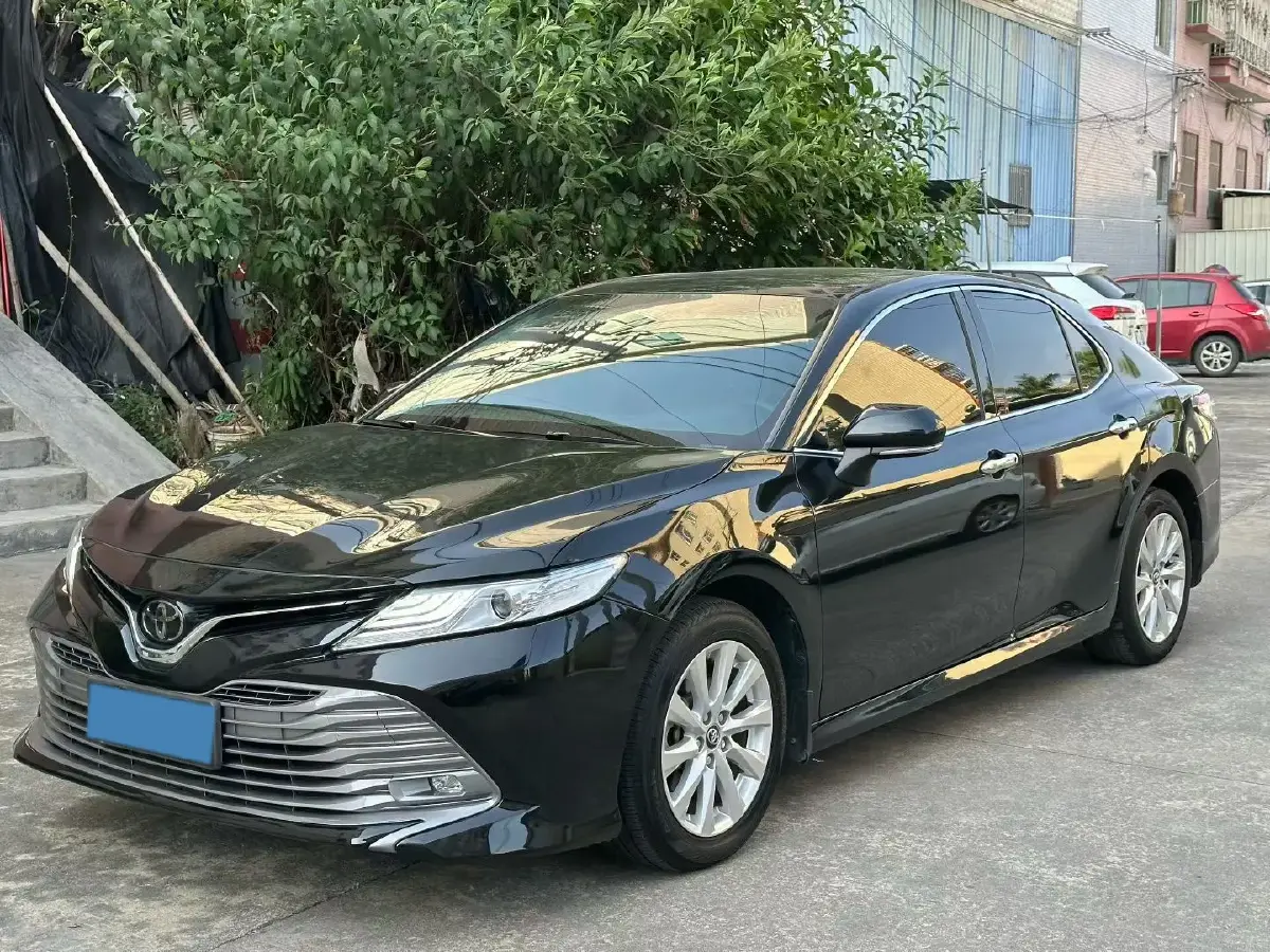 2019 Toyota Camry 2.0L 178HP L4 CVT