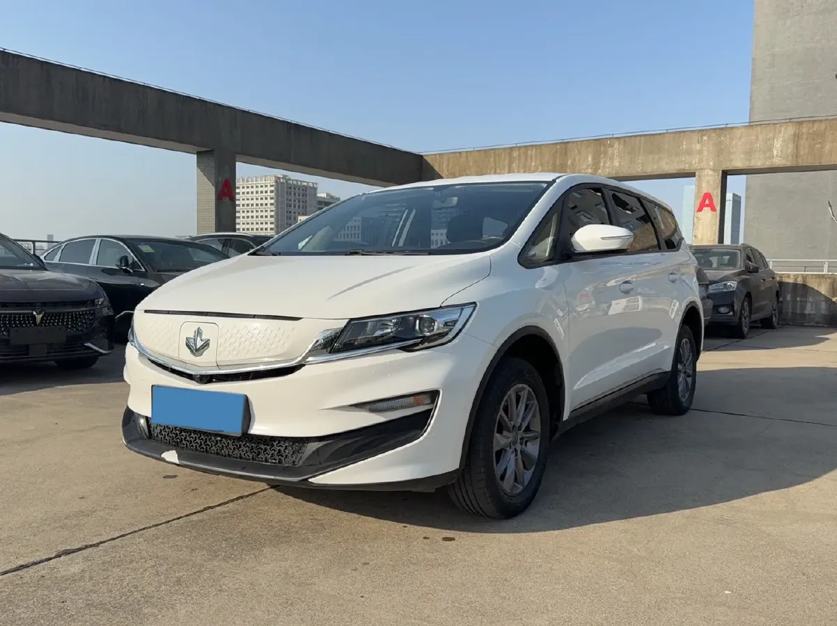 2021 Livan Maple 80v BEV 53KWH,autocango,china used car exporter,china ev exporter,chinese used car exporter,chinese used ev exporter