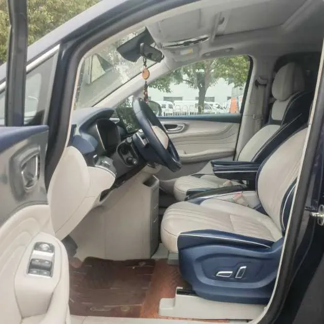 2021 Roewe iMAX8 2.0T 234HP L4 8AT,autocango,china used car exporter,china ev exporter,chinese used car exporter,chinese used ev exporter