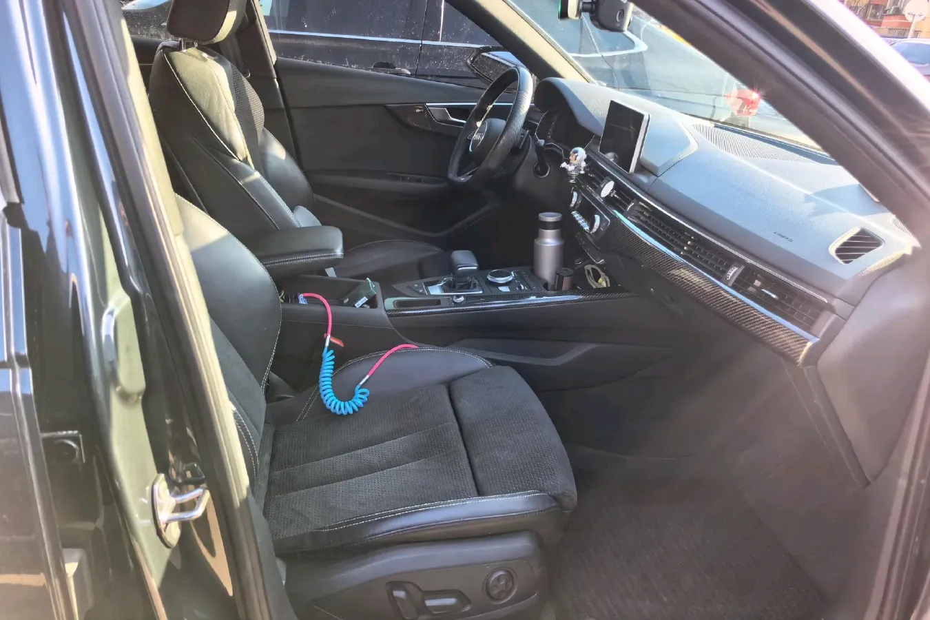 2020 Audi A4 2.0T 190HP L4 7DCT,autocango,china used car exporter,china ev exporter,chinese used car exporter,chinese used ev exporter