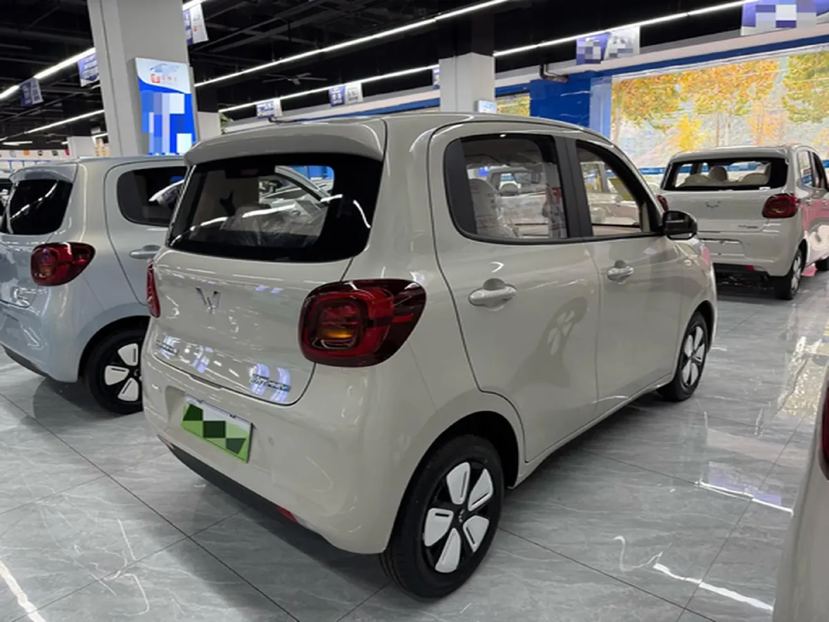 2025 WuLing HongGuang MINI EV BEV 16.2KWH,autocango,china used car exporter,china ev exporter,chinese used car exporter,chinese used ev exporter