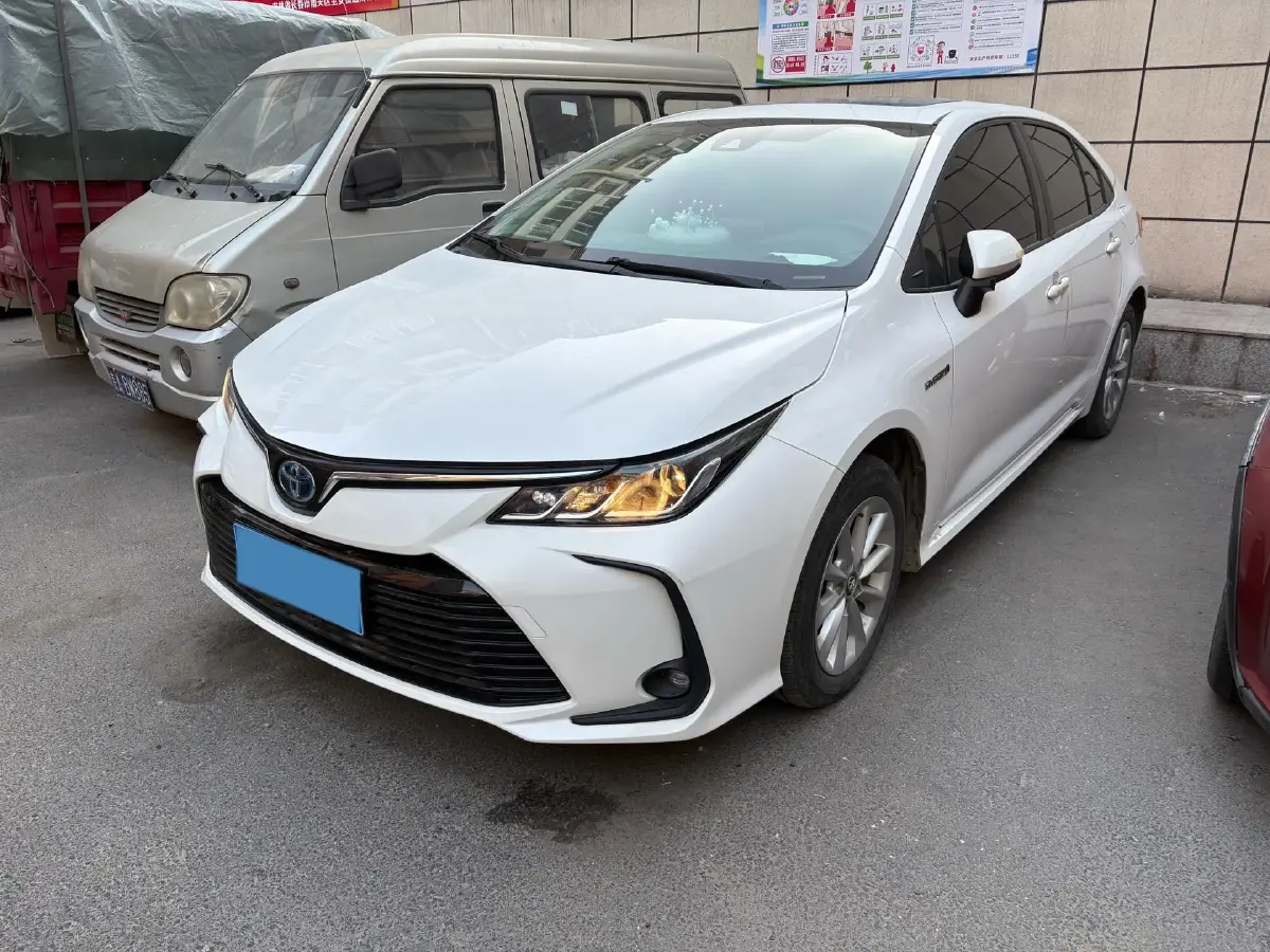 2022 Toyota Corolla 1.8L 98HP L4 E-CVT Hybrid