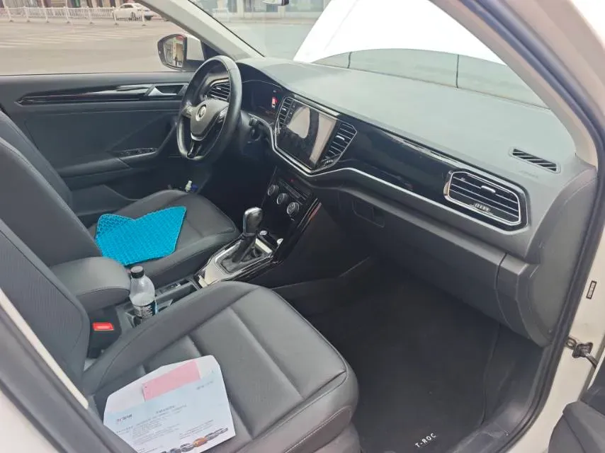 2021 Volkswagen T-Roc 1.4T 150HP L4 7DCT,autocango,china used car exporter,china ev exporter,chinese used car exporter,chinese used ev exporter