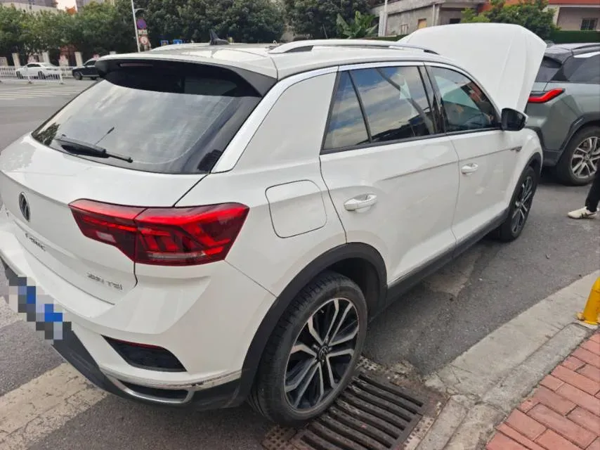 2021 Volkswagen T-Roc 1.4T 150HP L4 7DCT,autocango,china used car exporter,china ev exporter,chinese used car exporter,chinese used ev exporter