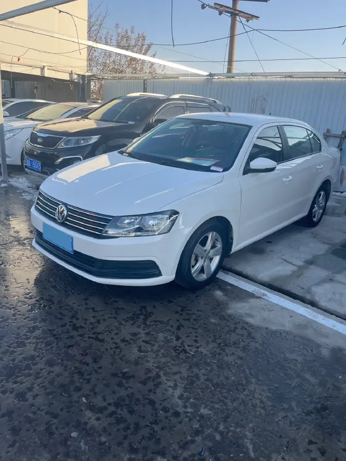 2017 Volkswagen Lavida 1.6L 110HP L4 6AT 2017 Volkswagen Lavida 1.6L 110HP L4 6AT