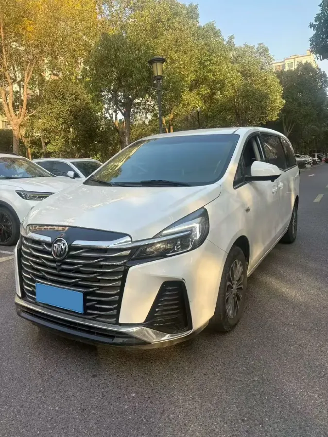 2022 Buick GL8 2.0T 237HP L4 9AT,autocango,china used car exporter,china ev exporter,chinese used car exporter,chinese used ev exporter