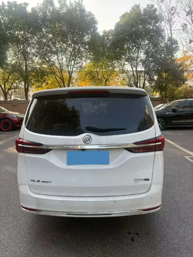 2022 Buick GL8 2.0T 237HP L4 9AT,autocango,china used car exporter,china ev exporter,chinese used car exporter,chinese used ev exporter