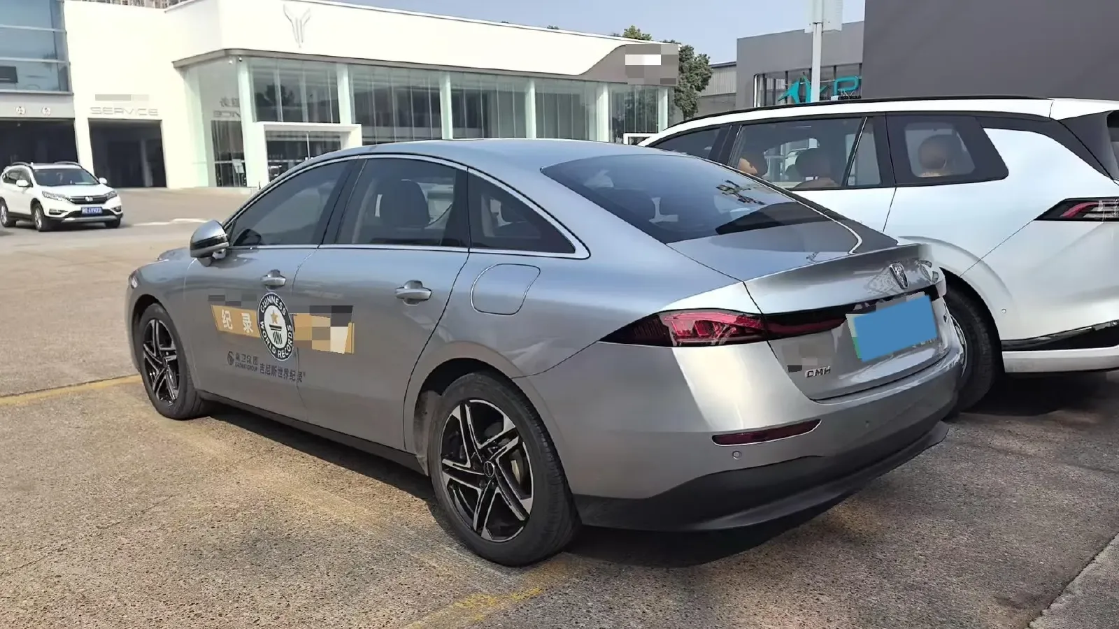 2023 Roewe D7 1.5L 112HP L4 1DHT PHEV 21.4KWH,autocango,china used car exporter,china ev exporter,chinese used car exporter,chinese used ev exporter