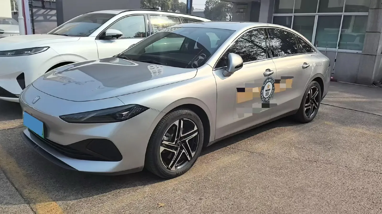 2023 Roewe D7 1.5L 112HP L4 1DHT PHEV 21.4KWH,autocango,china used car exporter,china ev exporter,chinese used car exporter,chinese used ev exporter