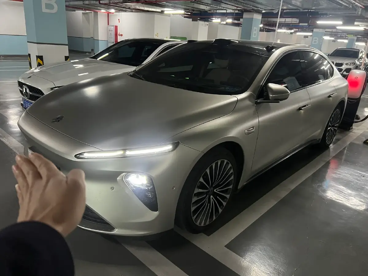 2022 NIO ET7 BEV 75KWH