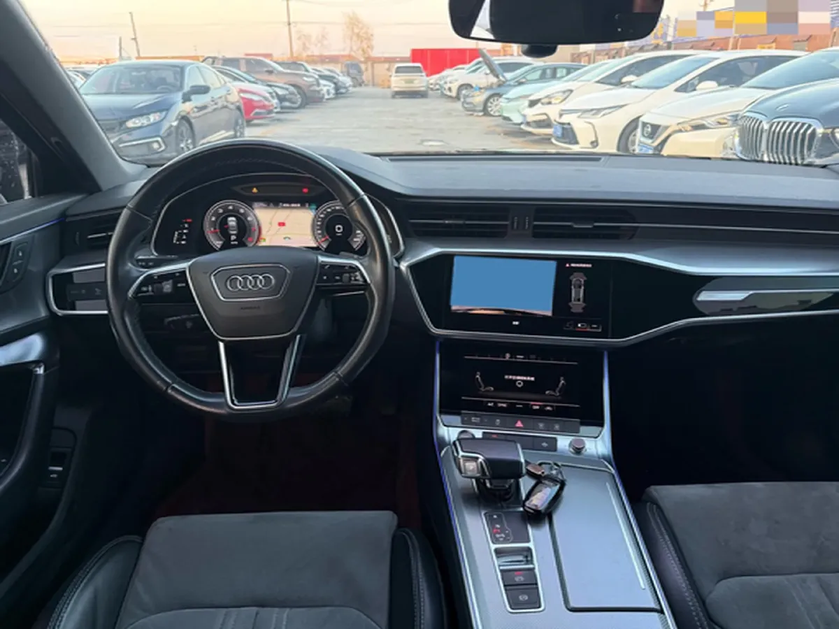 2021 Audi A6L 2.0T 190HP L4 7DCT,autocango,china used car exporter,china ev exporter,chinese used car exporter,chinese used ev exporter
