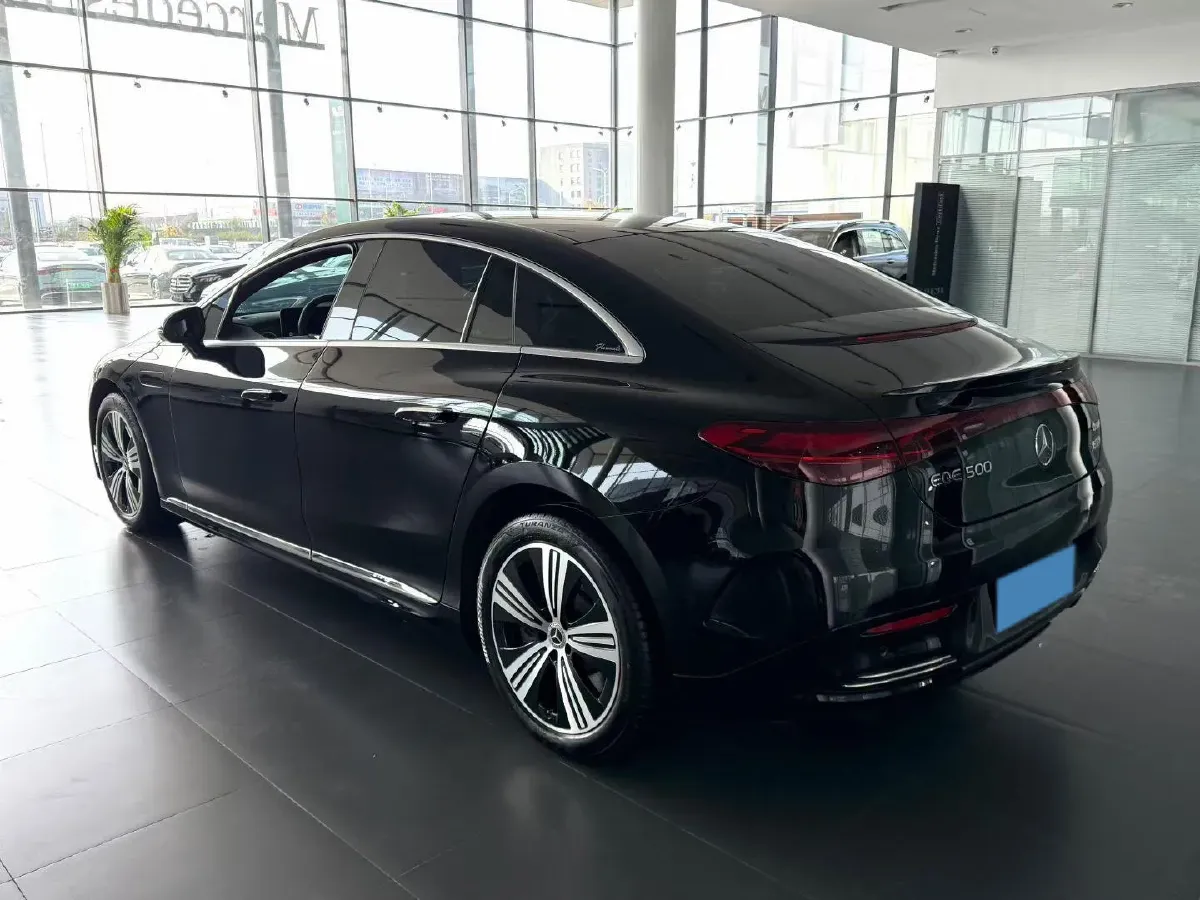 2025 Mercedes-Benz EQE Class BEV 96.1KWH,autocango,china used car exporter,china ev exporter,chinese used car exporter,chinese used ev exporter