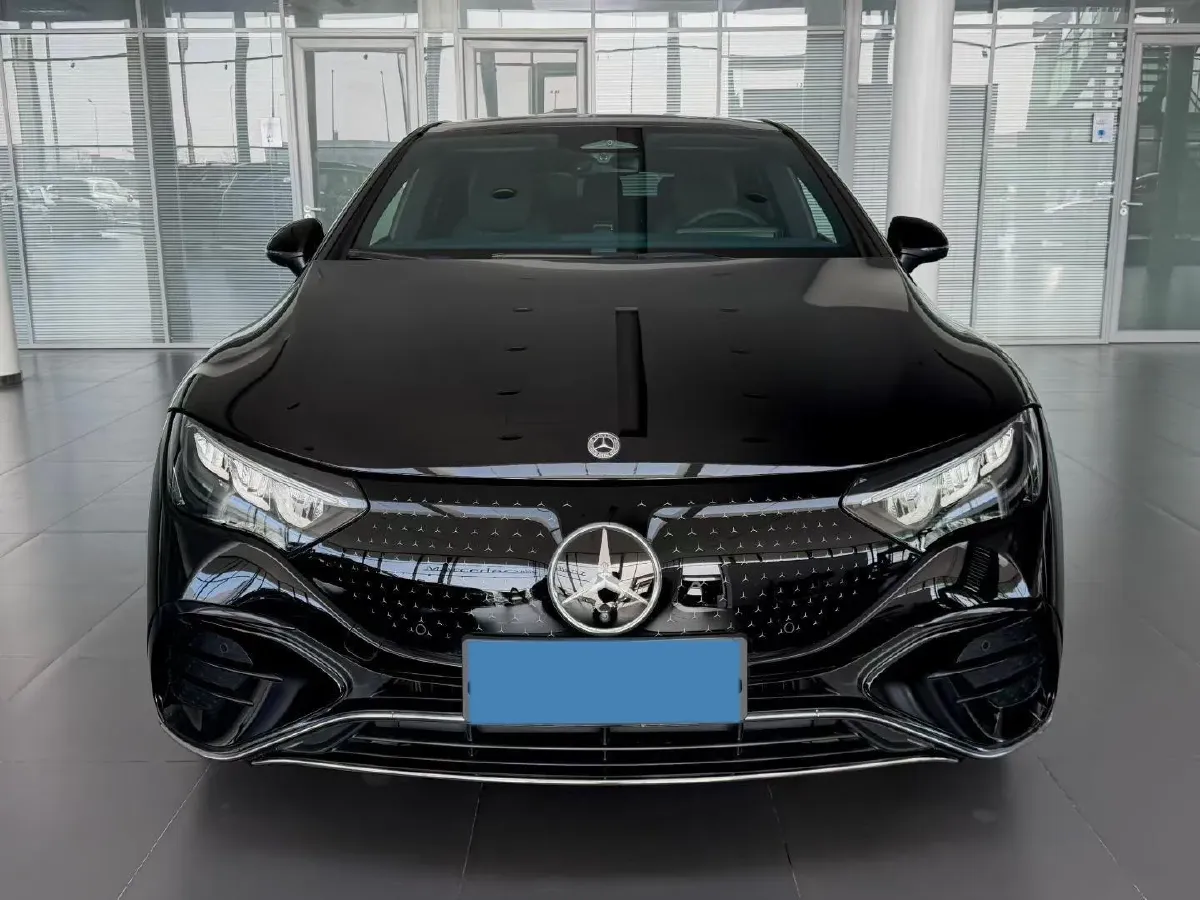 2025 Mercedes-Benz EQE Class BEV 96.1KWH,autocango,china used car exporter,china ev exporter,chinese used car exporter,chinese used ev exporter