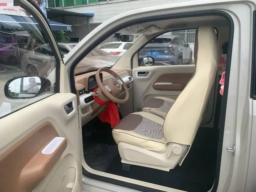 2024 WuLing HongGuang MINI EV BEV 17.3KWH,autocango,china used car exporter,china ev exporter,chinese used car exporter,chinese used ev exporter
